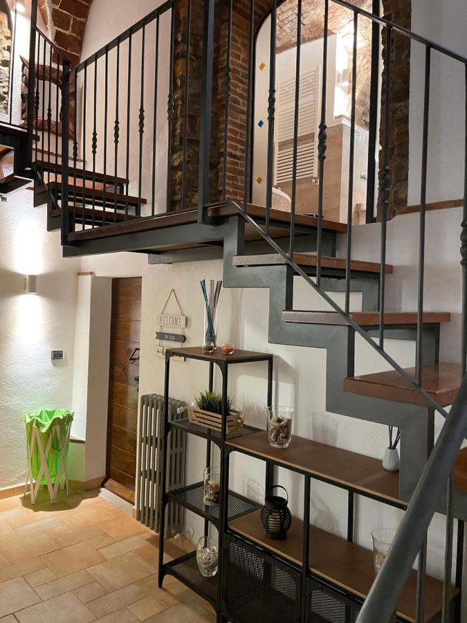 Il Granaio Apartment กัสตาลเญโต การ์ดุชชี ภายนอก รูปภาพ